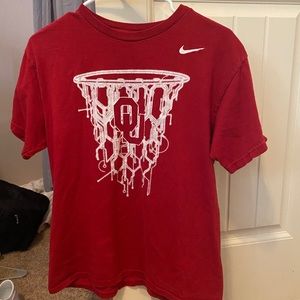 KIDS OU basketball nike tee
